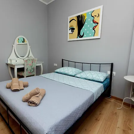 Debbie's δίπλα στο νερό ! Apartment Chalkida