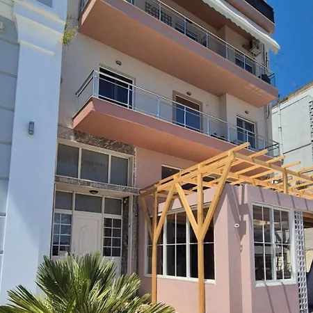 Apartment Debbie's δίπλα στο νερό ! *