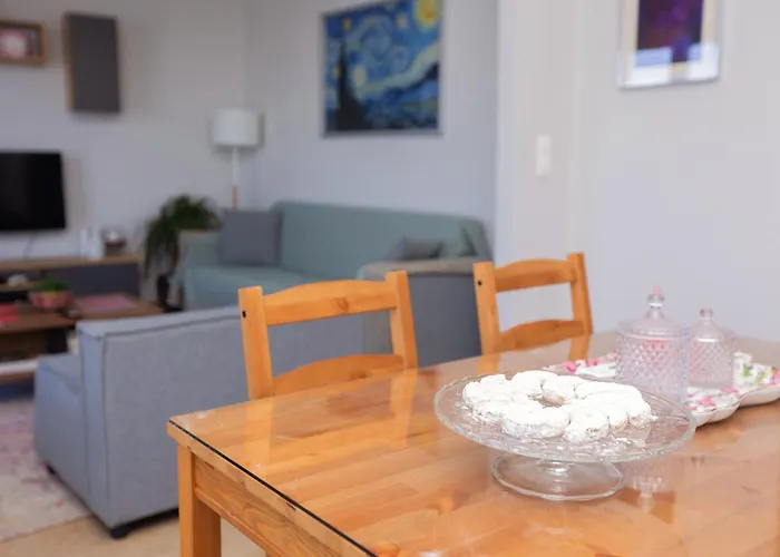 Debbie's δίπλα στο νερό ! Διαμέρισμα *